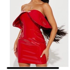 Brand new medium never worn in bag red with back zipper